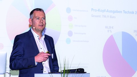 „Gebt den Chancen eine Chance“ - Wertgarantie „52er Chancen-Treff“ in Frankfurt ein voller Erfolg