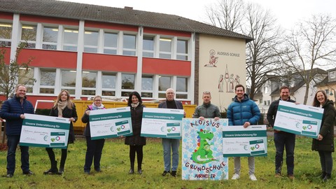 Bernd-Spendenaktion von Provinzial Mitarbeiterinnen und Mitarbeitern bringt 635.000 Euro: Die ersten 50.000 Euro werden an Fördervereine im Ahrtal ausgezahlt