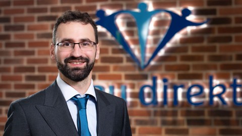 Maklerpool-Umfrage 2023: Höchstbewertung “herausragend” für blau direkt