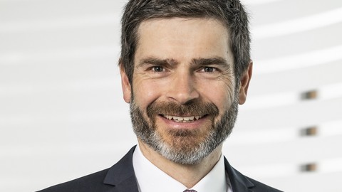 EUROPA Versicherung: Abgesichert in den Frühling starten – mit leistungsstarken Kfz-Tarifen 