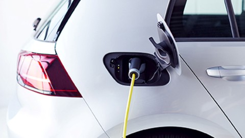 Neuer Kfz-Tarif: uniVersa bietet verbesserte Leistungen und grenzt Fahrzeugnutzer nicht mehr ein