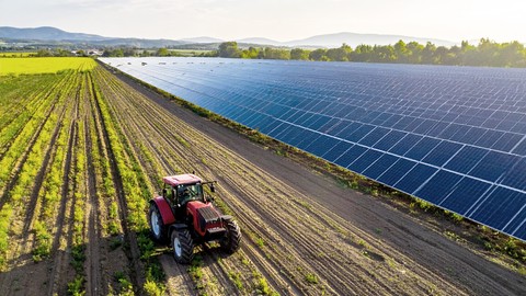 Zurich: Allgefahren-Absicherung ebnet Agri-Photovoltaikanlagen den Weg in die Zukunft
