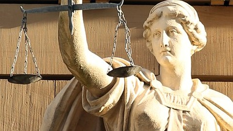 Für die Polizei abgebremst: Wer haftet bei Autobahnunfall?