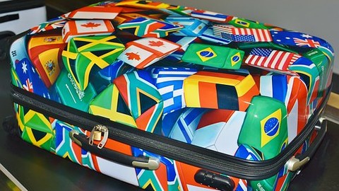 Haben Sie etwas zu verzollen? ARAG Experten über Urlaubsmitbringsel für sich selbst und andere