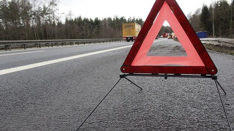 Laden an der Autobahn: Vielfach schlechte Bedingungen
