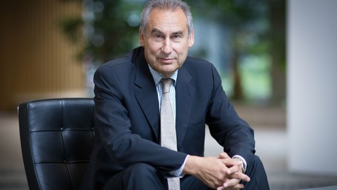 Allianz hält Zins bei 3,7 Prozent stabil