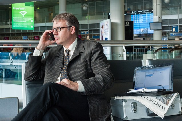 Geschäftsreisen: Wie sicher sind Firmendaten? Tipps zum Schutz sensibler Dokumente vor Diebstahl und Spionage