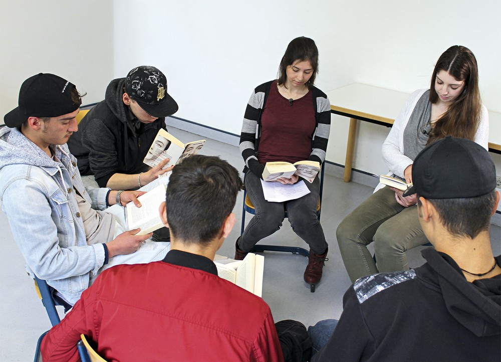 Preisträger aus Berlin, Hamburg, Olpe und München - Parakanutin Edina Müller übernimmt Schirmherrschaft für Verleihung der 36. HanseMerkur Preise für Kinderschutz