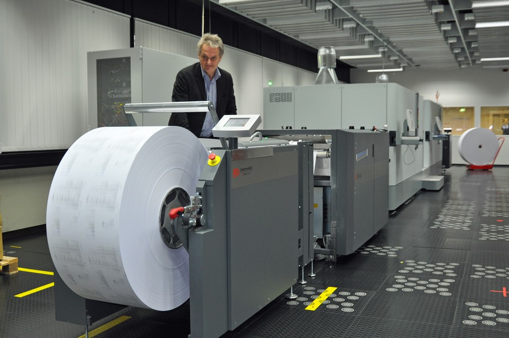 R+V setzt zu 100% auf Umweltpapier – Nachhaltigkeitsbericht vorgestellt 