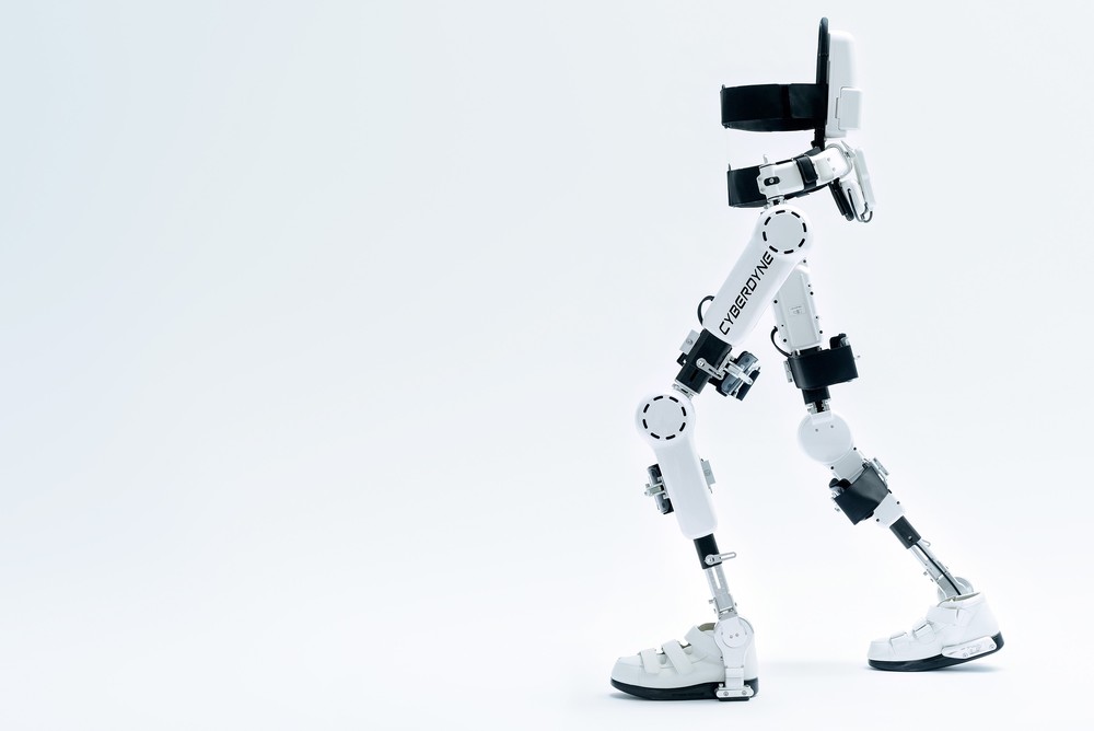 Nürnberger Krankenversicherung bietet Training mit weltweit erstem nervengesteuerten Roboteranzug