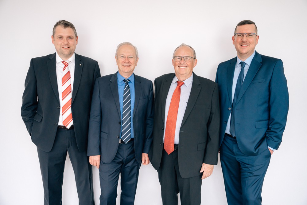 Neuer Zertifikatslehrgang „VEMA-Versicherungsmakler/-in (IHK)“ startet Ende 2025 – Zusatzqualifikation für die Zukunft der Maklerbranche