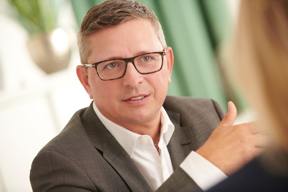 Versicherungsombudsmann: Nur wenige Beschwerden – aber gegen wen genau? AfW kritisiert fehlende Transparenz