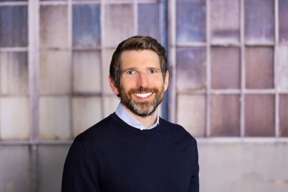 Dr. Johannes Dick übernimmt Leitung des Ressorts People Experience bei AXA Deutschland