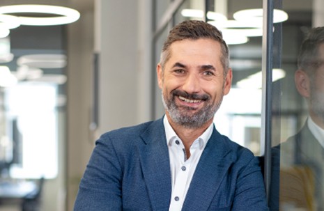 Erfolgreiches Jahr 2025: 60 Nachfolgelösungen und Ausbau regionaler Kompetenzzentren