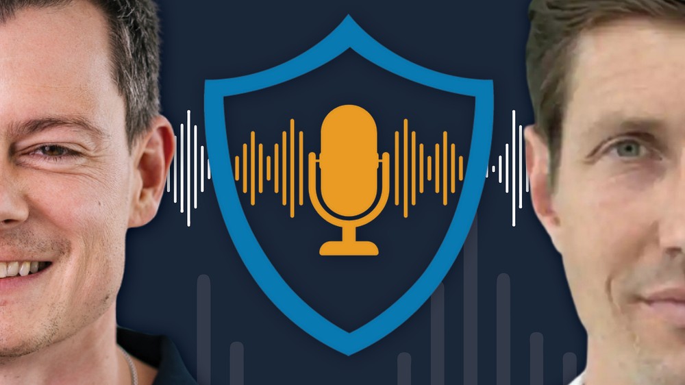 „SchadenFREUDE”: Neuer Podcast mit Bastian Kunkel und Timo Heitmann erklärt reale Schadenfälle