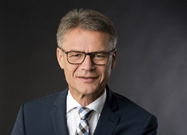 R+V Versicherung AG: Dr. Edgar Martin zum Vorstand für Kompositversicherungen bestellt